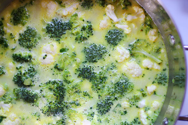 broccoli-cauliflower-soup-4-030914.jpg