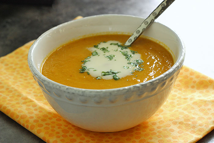 Carrot Ginger Soup | SoupAddict.com Carrot Ginger Soup | SoupAddict.com